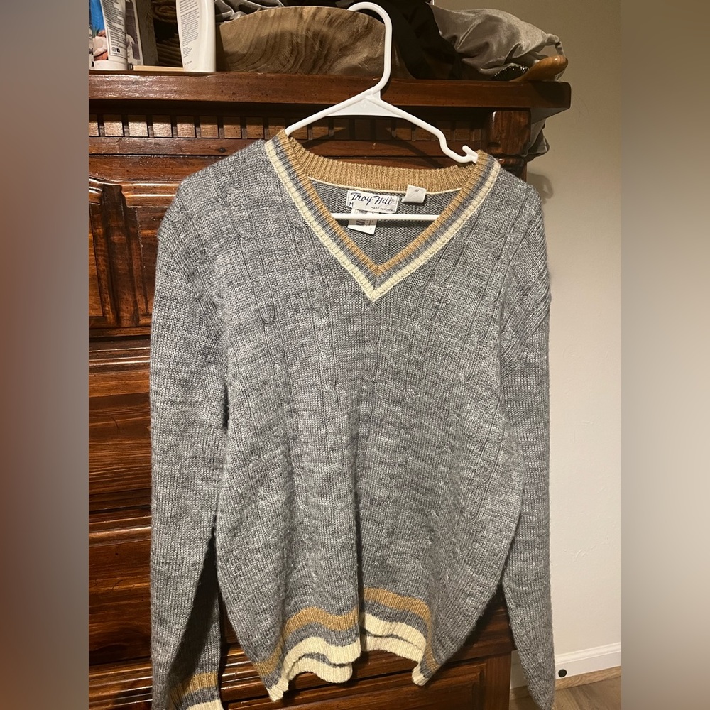 Varsity sweater vintage
